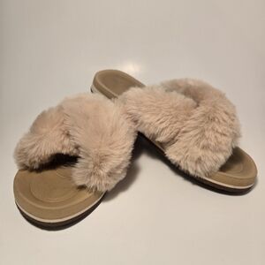 Coface Cozy Faux Fur Tan Slides NWOT